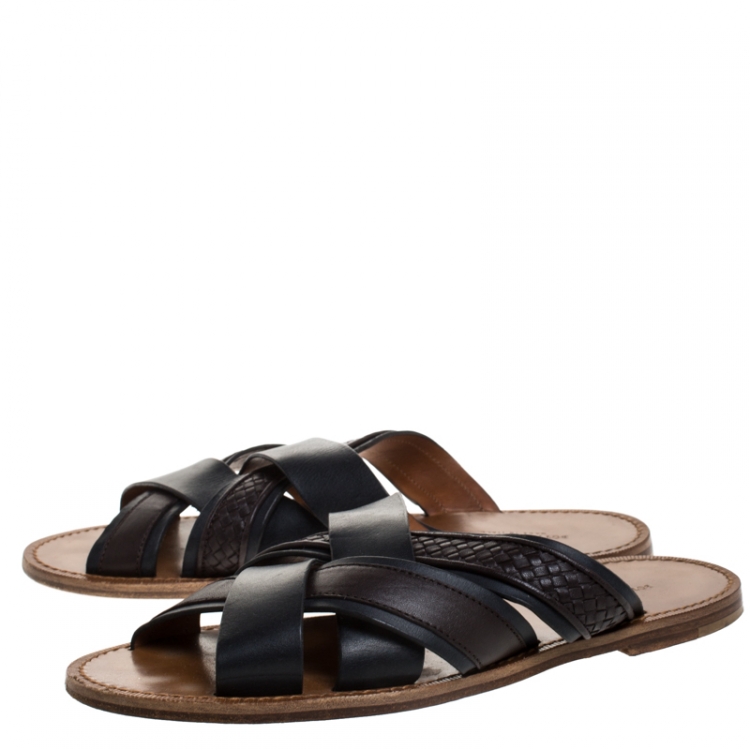 مملوكة مسبقًا Bottega Veneta Black/Brown Leather Crisscross Slide Sandals Size 44
