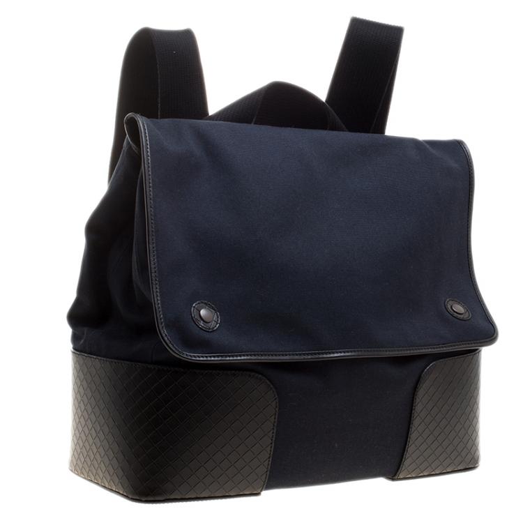 Pre Owned Bottega Veneta Navy Blue/Black Canvas and Intrecciato Leather Backpack 