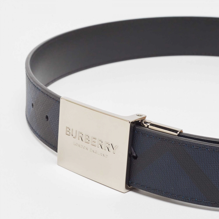 Pre Owned Burberry Blue/Black London Check Coated Canvas and Leather Ble Plague Reversible Belt 85 CM