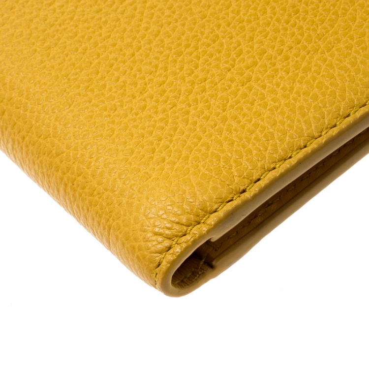 Pre Owned Burberry Yellow Leather Bifold Wallet