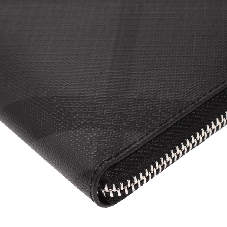 Pre Owned Burberry Charcoal Check Coated Canvas Zip Around Nolan Wristlet Wallet