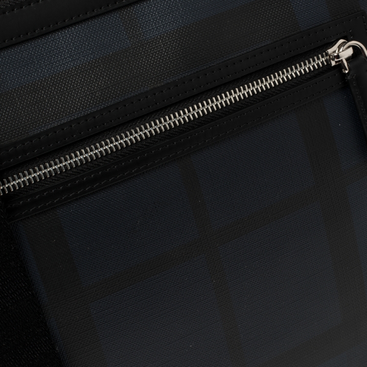 Pre Owned Burberry Navy Blue/Black London Check Coated Canvas Beckley Slim Messenger Bag