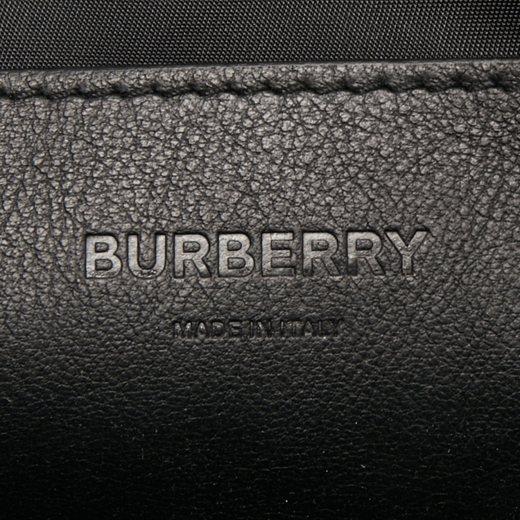 Pre Owned Burberry Black Leather Paddy Crossbody Bag