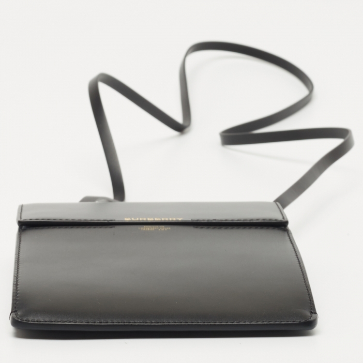 Pre Owned Burberry Black Leather Grace Messenger Bag
