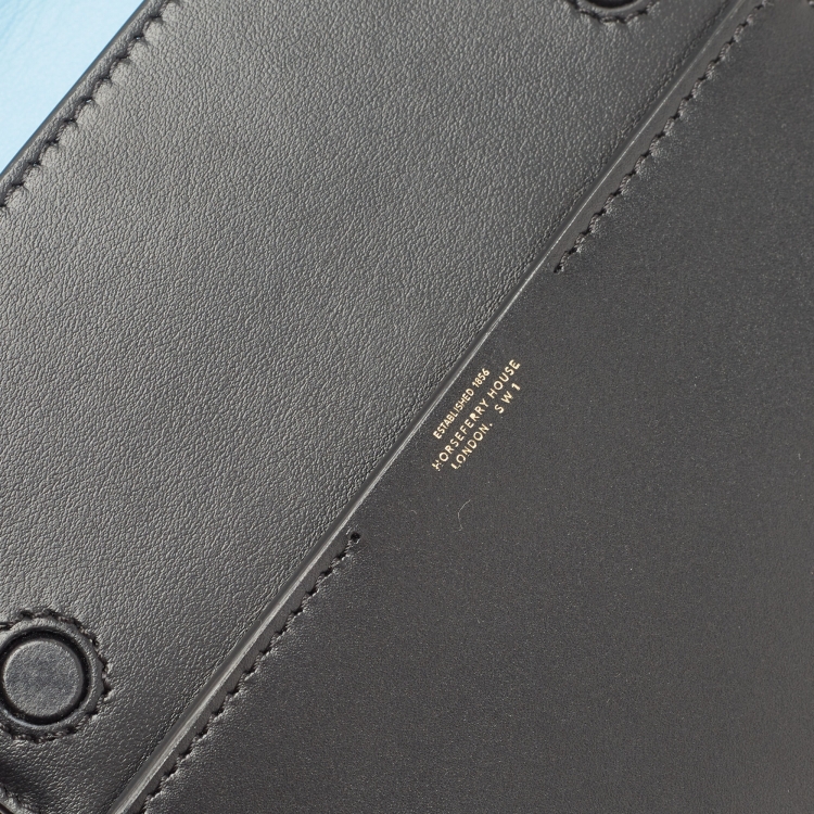 Pre Owned Burberry Black Leather Grace Messenger Bag