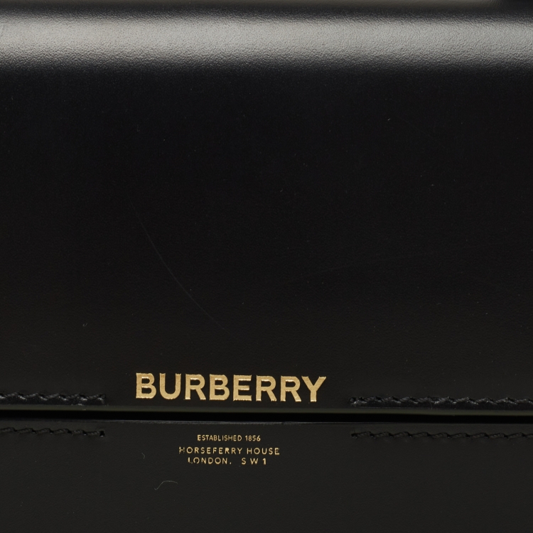 Pre Owned Burberry Black Leather Grace Messenger Bag