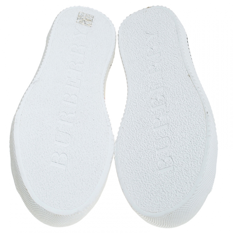 مملوكة مسبقًا Burberry White Canvas Kingly Sneakers Size 46