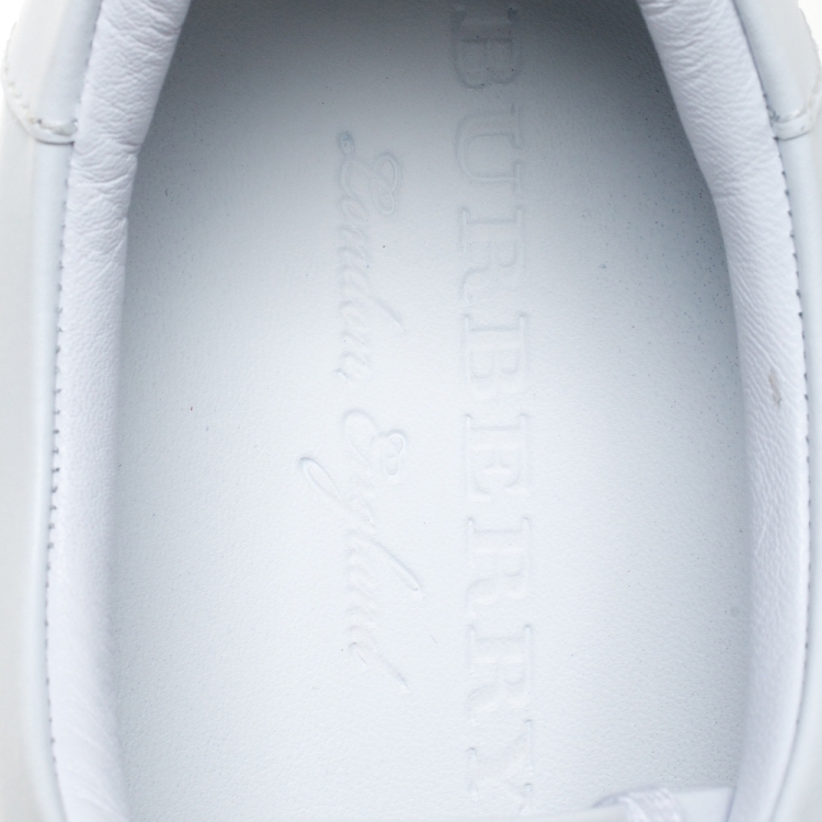 Pre Owned Burberry White Logo Print Leather Albert Low Top Sneakers Size 45