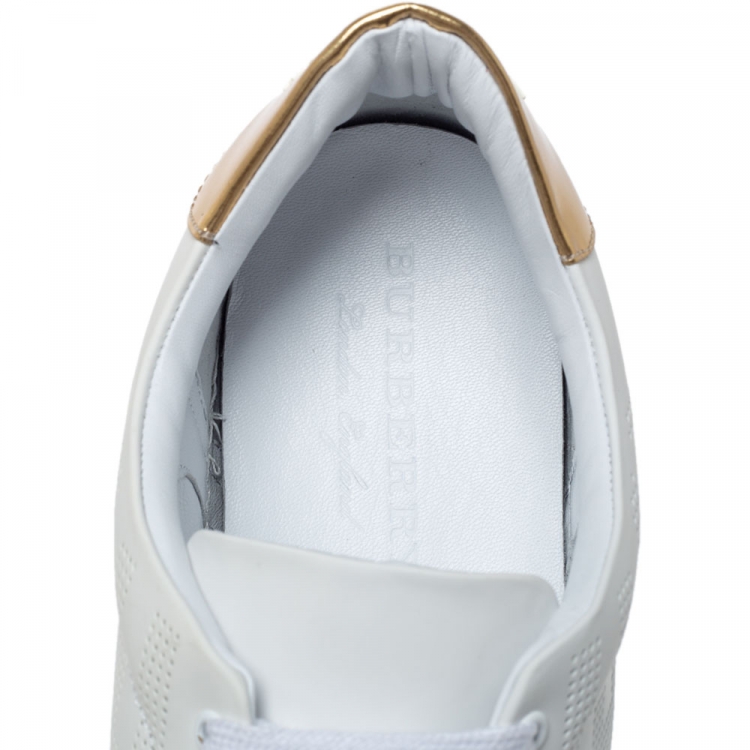 Pre Owned Burberry White Leather Westford Low Top Sneakers Size 42