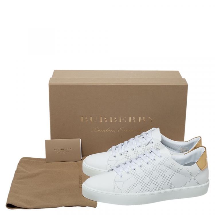 Pre Owned Burberry White Leather Westford Low Top Sneakers Size 42