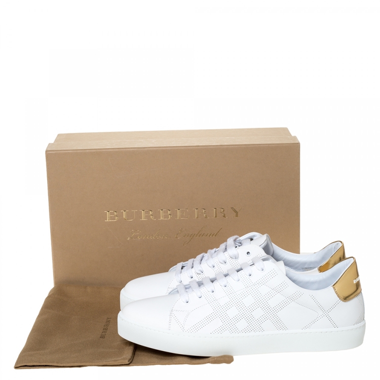 Pre Owned Burberry White Leather Westford Low Top Sneakers Size 42