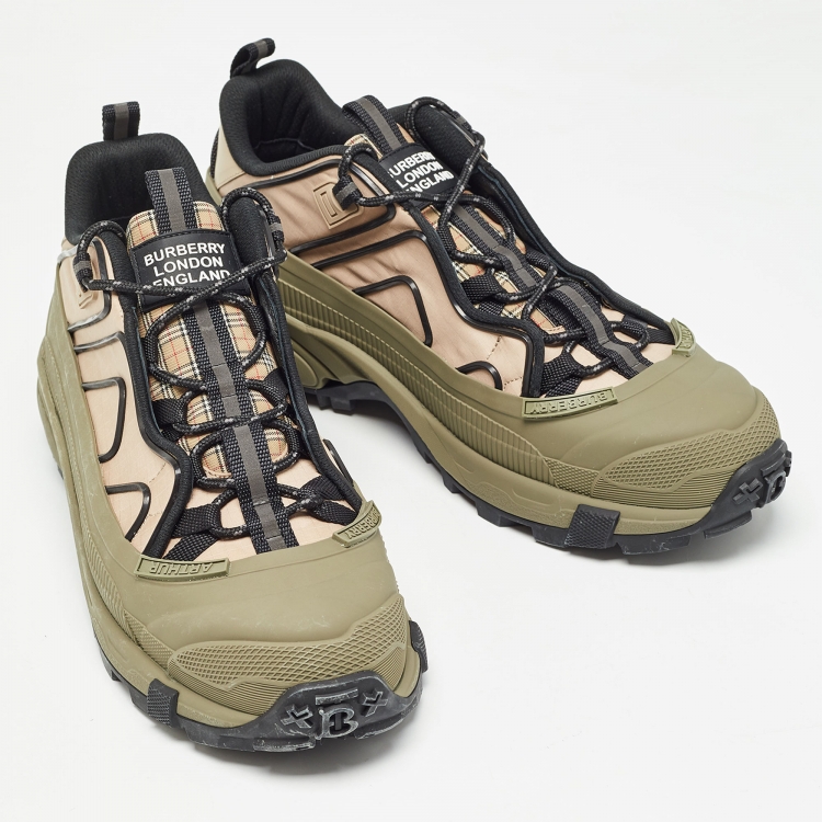 Pre Owned Burberry Nylon and Rubber Arthur Low Top Sneakers Size 45