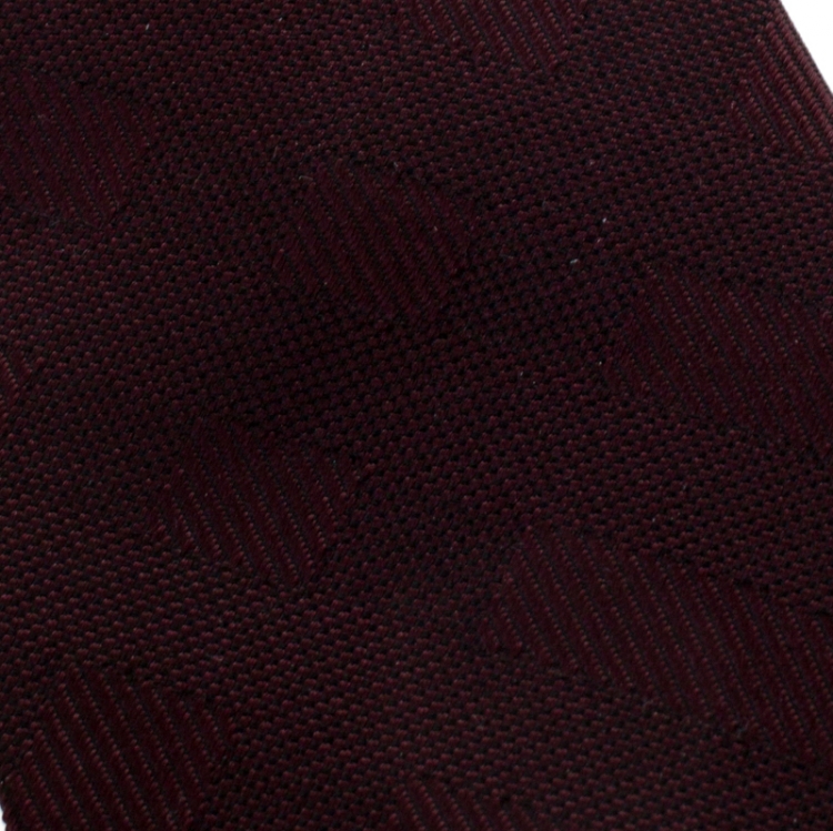 Pre Owned Burberry Burgundy Novacheck Patterned Skinny Silk Tie