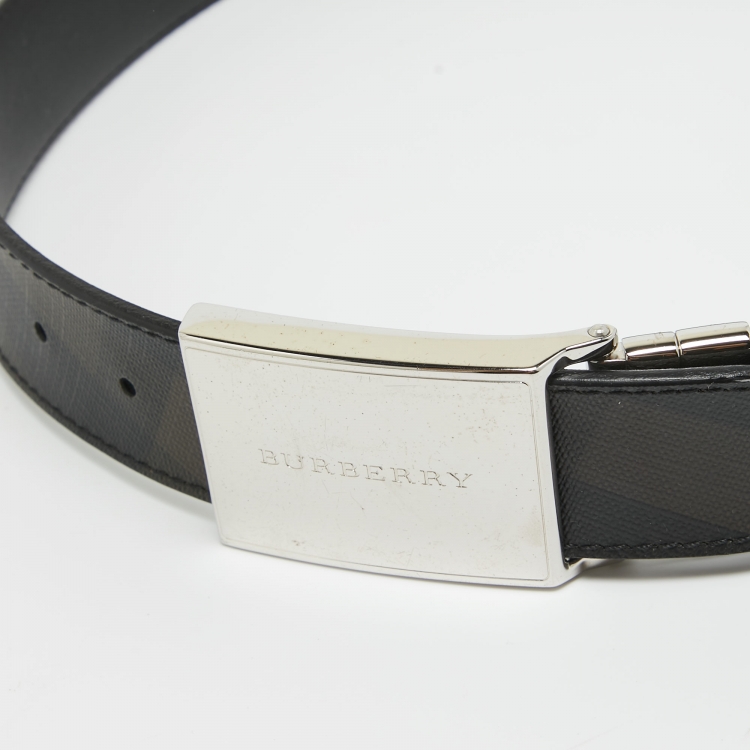Pre Owned Burberry Black Smoked Check PVC and Leather Reversible Logo Buckle Plaque Belt 