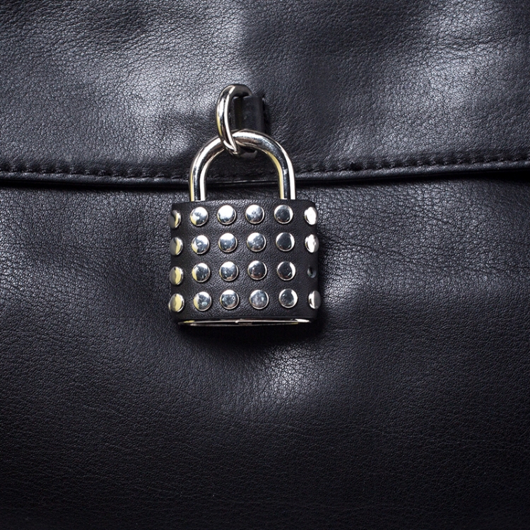 Pre Owned Burberry Black Leather Lock Messenger Bag