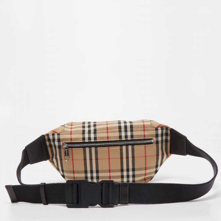 Pre Owned Burberry Beige/Black Vintage Check Fabric and Leather Sonny Bum Bag