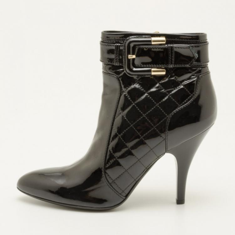 Pre Owned Burberry Black Quilted Patent Leather Ankle Boots Size 40