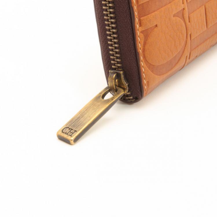 Pre Owned Carolina Herrera Brown Embossed Leather Zippy Wallet