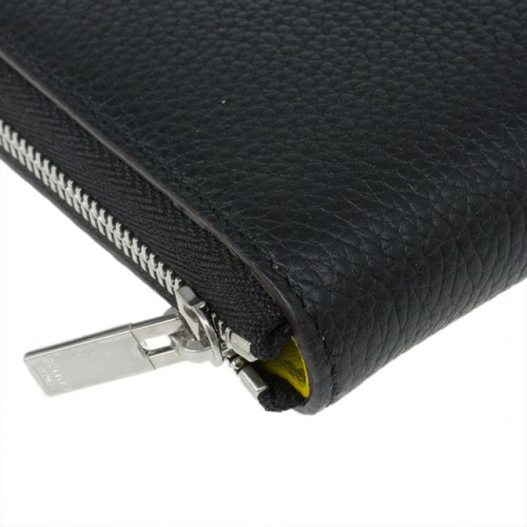 Pre Owned Celine Black Leather Medium Zipped Around Wallet