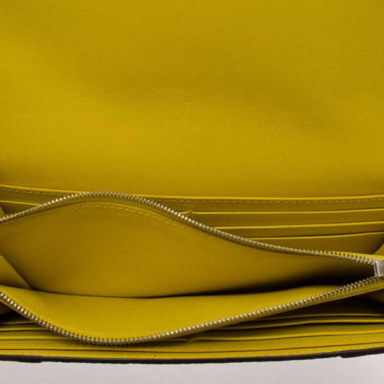 Pre Owned Celine Black Leather Continental Wallet