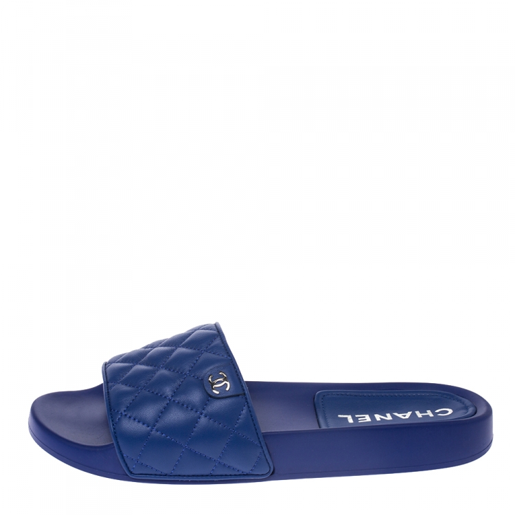 Chanel Blue Quilted Leather CC Slides Size 42 Chanel