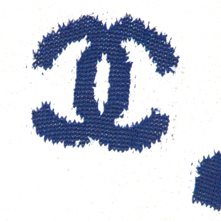 Pre Owned Chanel Cream & Blue Cotton-Silk Blend Knitted Boucle Finish Varsity Sweater M