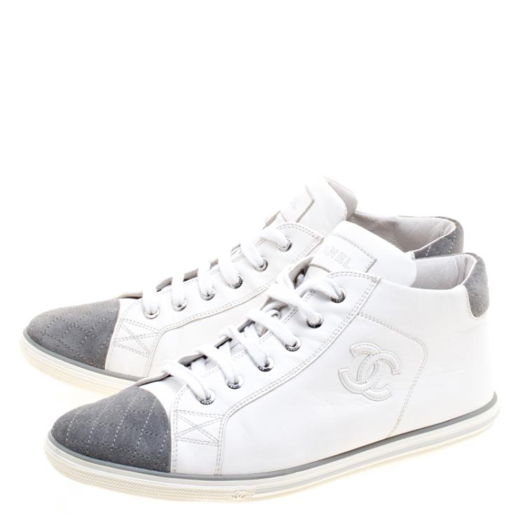 Pre Owned Chanel White Leather and Grey Suede Cap Toe CC  Sneakers Size 41