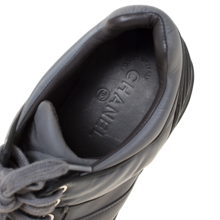 Pre Owned Chanel Grey/Black Nylon Lace Up Sneakers Size 42