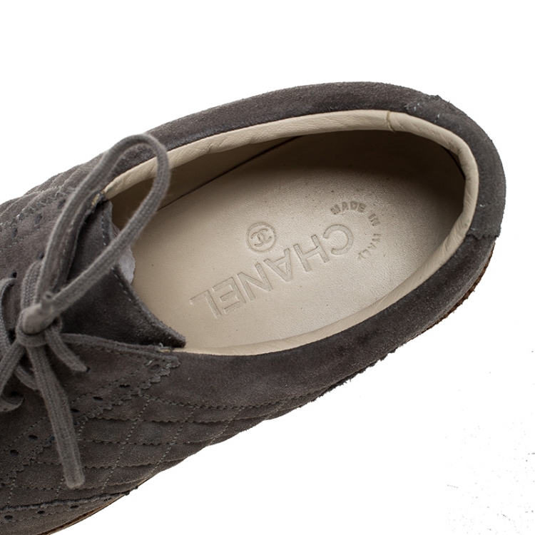 Pre Owned Chanel Grey Suede Quilted Brogue Oxfords Size 43