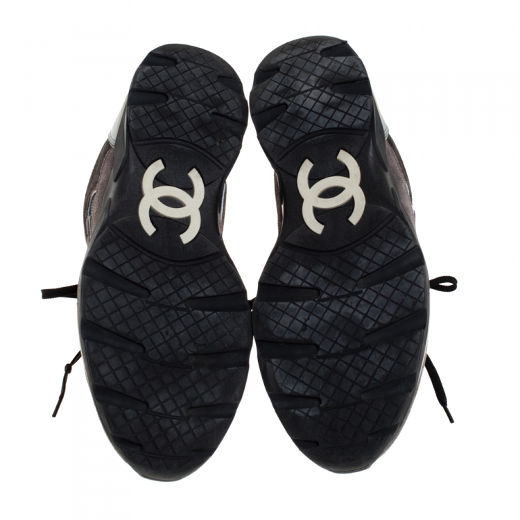 Pre Owned Chanel Black/Grey Neoprene Fabric and Leather Stitched CC Lace Up Sneakers Size 44
