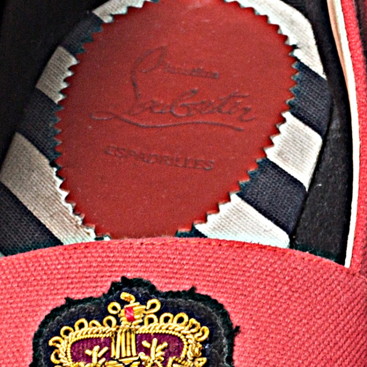 Pre Owned Christian Louboutin Red Canvas Gala Embroidered Crest Espadrille Loafers Size 44