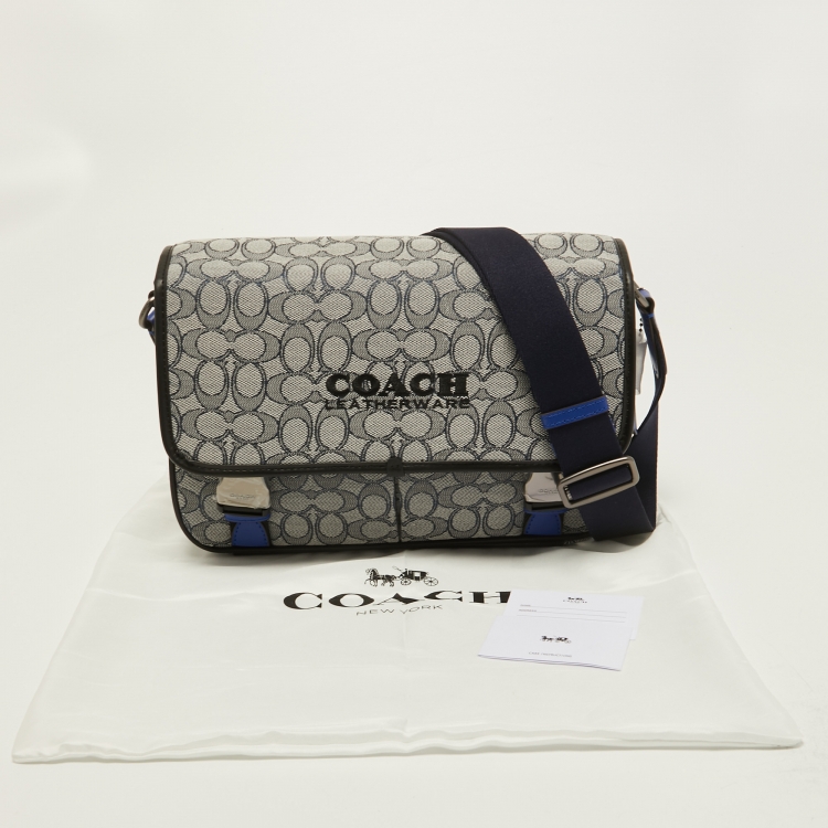 Pre Owned Coach Blue/Black Signature Jacquard Canvas League Messenger Bag