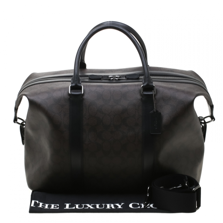 coach men's voyager bag