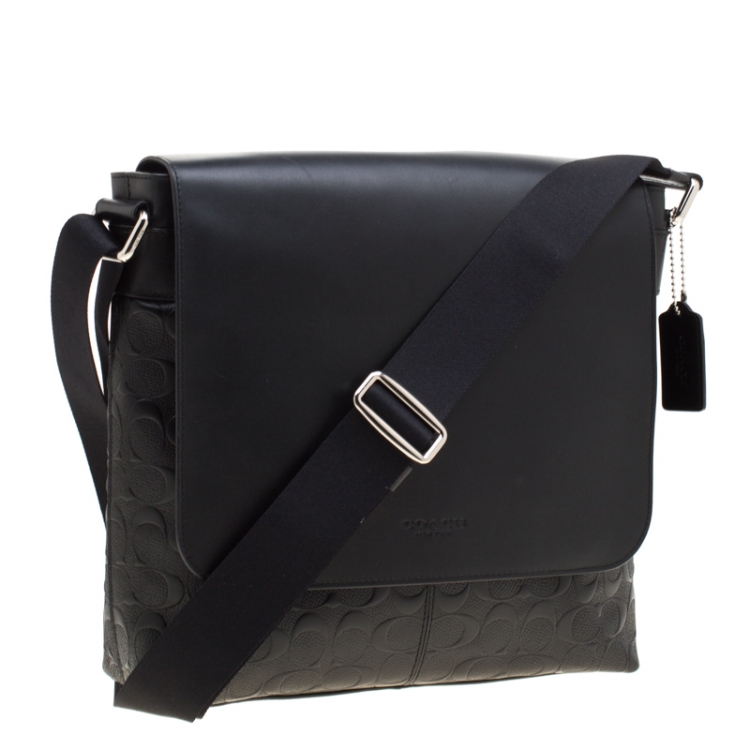 مملوكة مسبقًا Coach Black Signature Embossed Leather Charles Messenger Bag