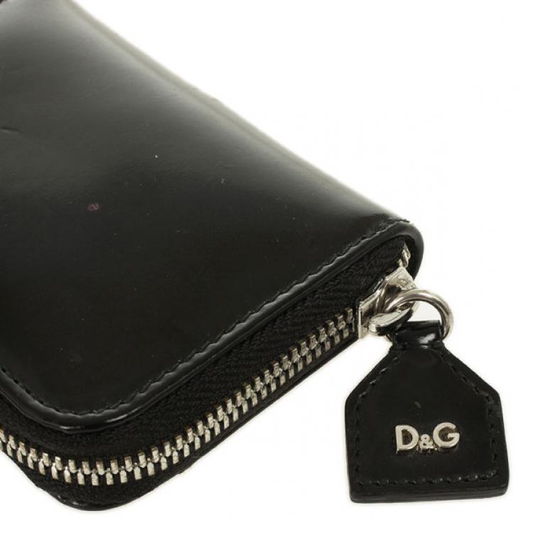 Pre Owned D and G Black Patent Compact Zippy Wallet