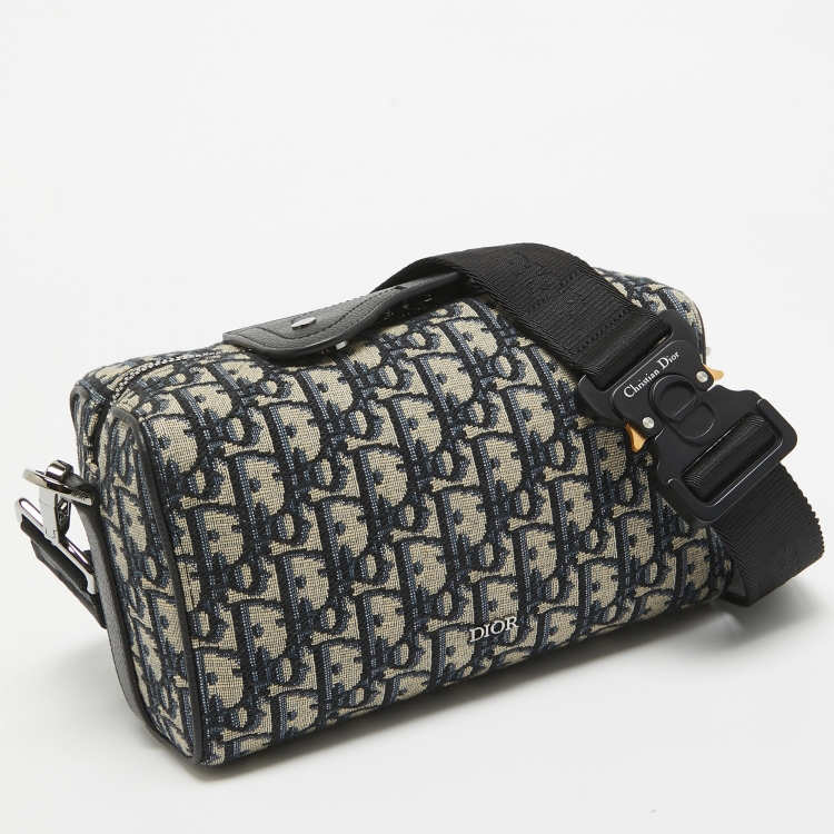 Pre Owned Dior Black/Navy Blue Oblique Canvas and Leather Lingot 22 Bag