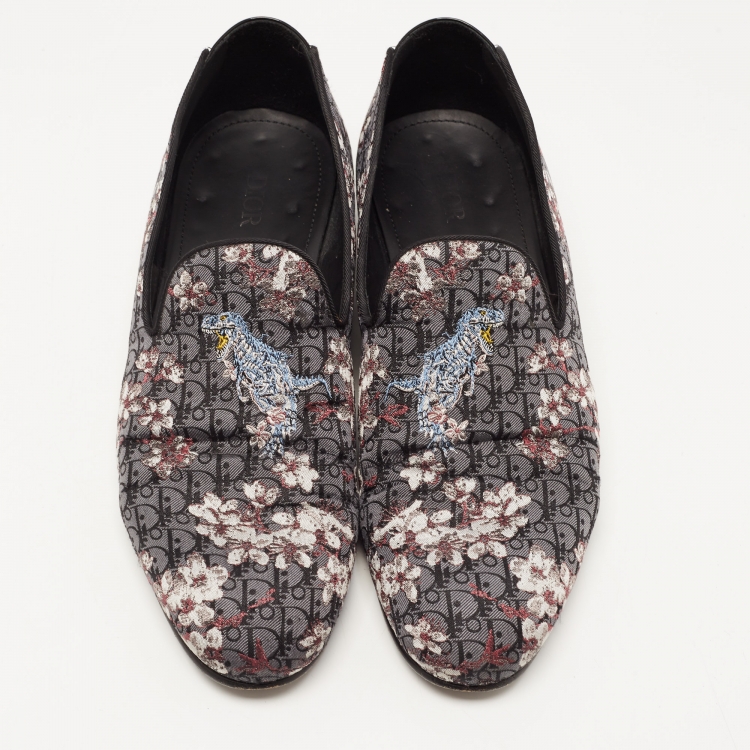 Pre Owned Christian Dior Black/Grey Embroidered Fabric and Patent Leather Smoking Slippers Size 41