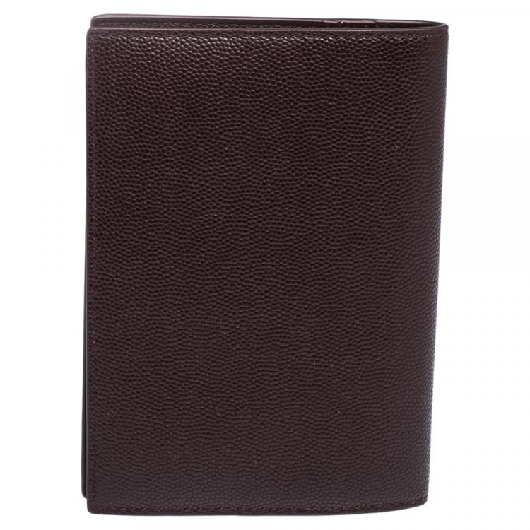 Pre Owned Dolce & Gabbana Brown Leather Classic Passport Holder