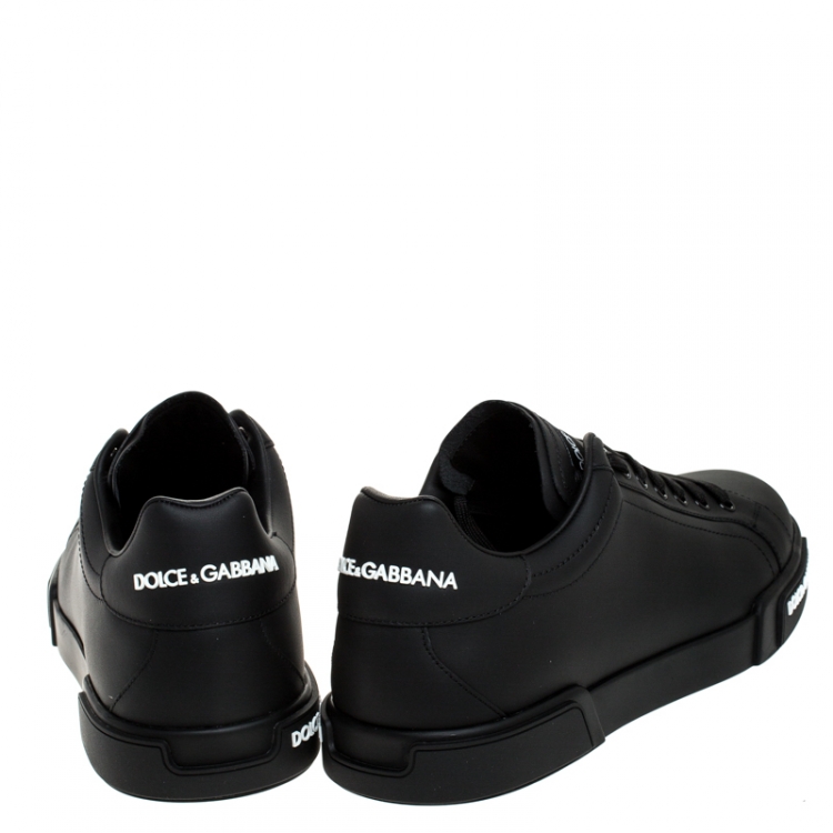 مملوكة مسبقًا Dolce and Gabbana Black Leather Low Top Sneakers Size 42