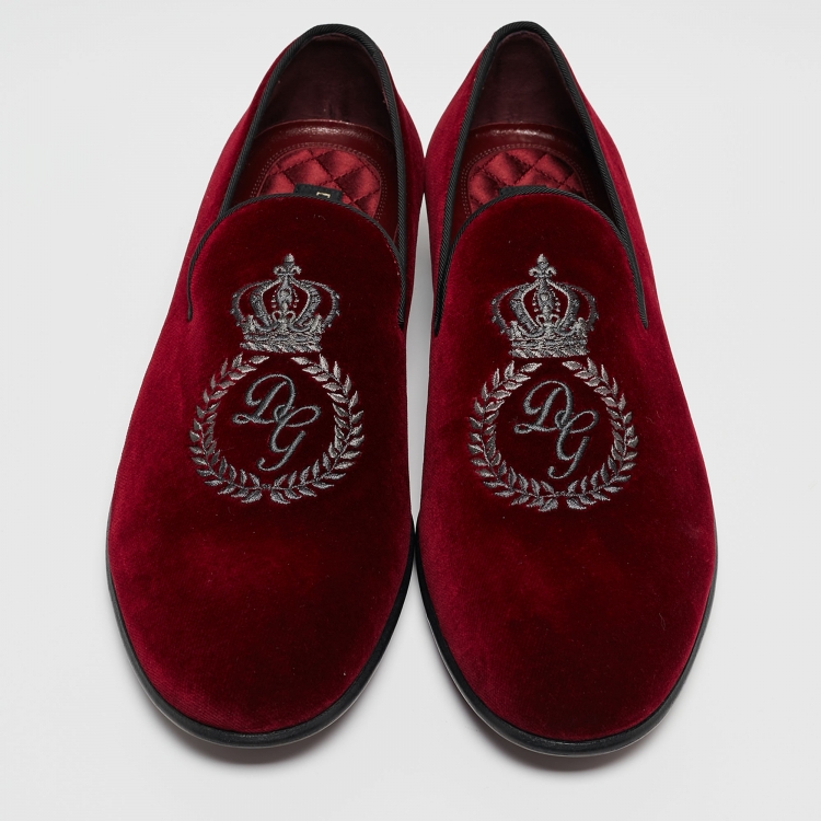 Pre Owned Dolce & Gabbana Red Velvet Embraided Accent Loafers Size 43