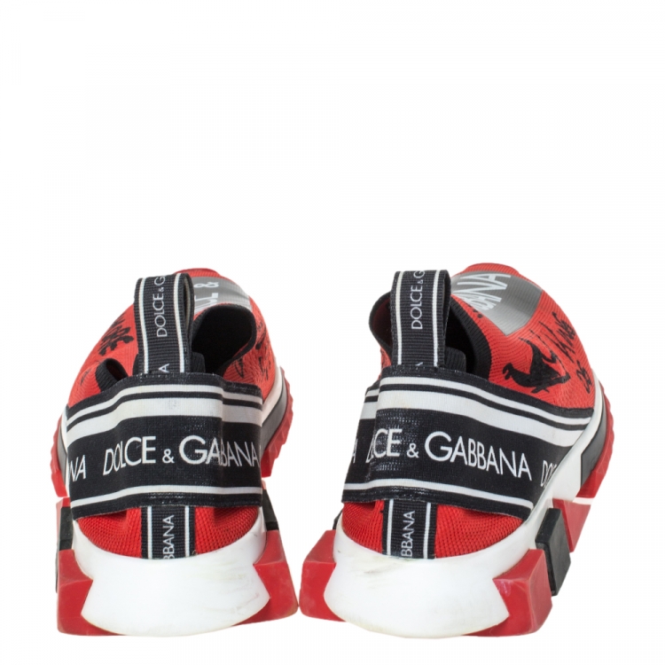 مملوكة مسبقًا Dolce & Gabbana Red Fabric Graffiti Logo Sorrento Slip On Sneakers Size 42