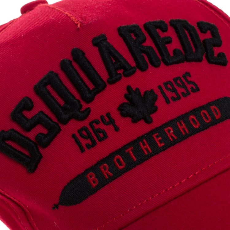 Pre Owned Dsquared2 Red Logo Embroidered Distressed Baseball Cap ( One Size )