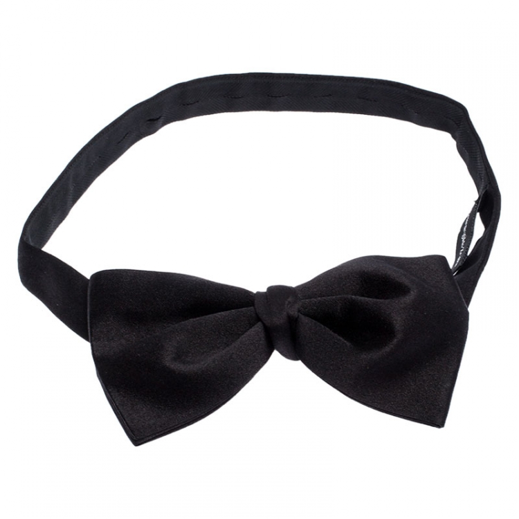 Pre Owned Ermenegildo Zegna Black Silk Classic Bow Tie