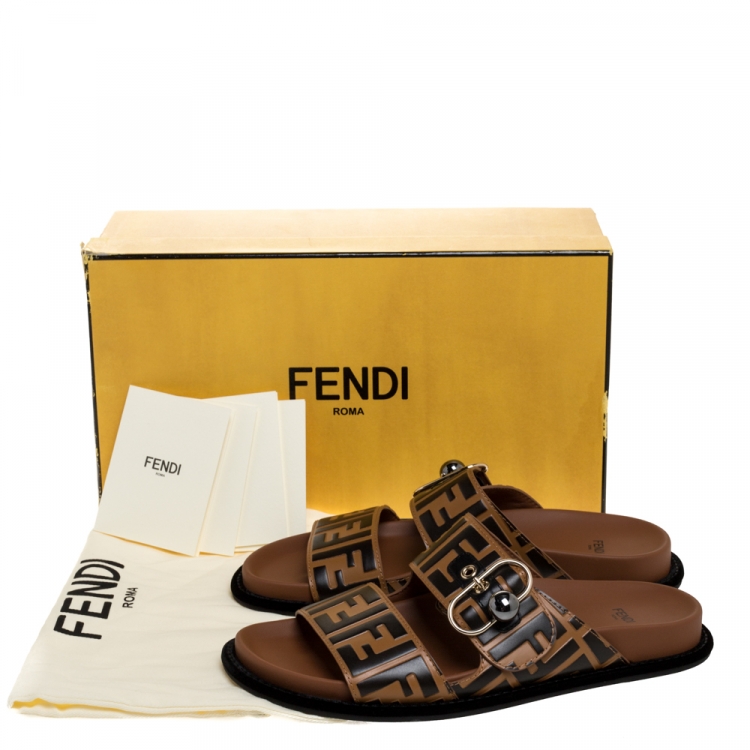 Pre Owned Fendi Dark Brown Zucca Leather Slide Sandals Size 40