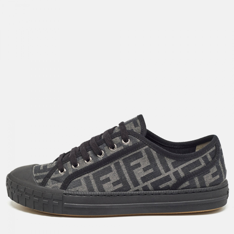 مملوكة مسبقًا Fendi Black/Beige FF Canvas Low Top Sneakers Size 40