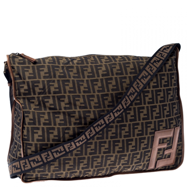 Pre Owned Fendi Brown Zucca Canvas Zip Messenger Bag