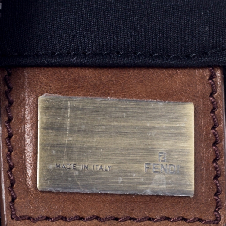 Pre Owned Fendi Brown Zucca Canvas Zip Messenger Bag
