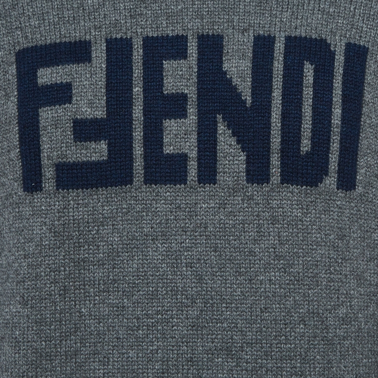 مملوكة مسبقًا Fendi Grey Logo Intarsia Cashmere Knit Sweater M