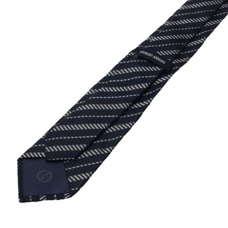 Pre Owned Giorgio Armani Black and Blue Zig Zag Print Silk Tie