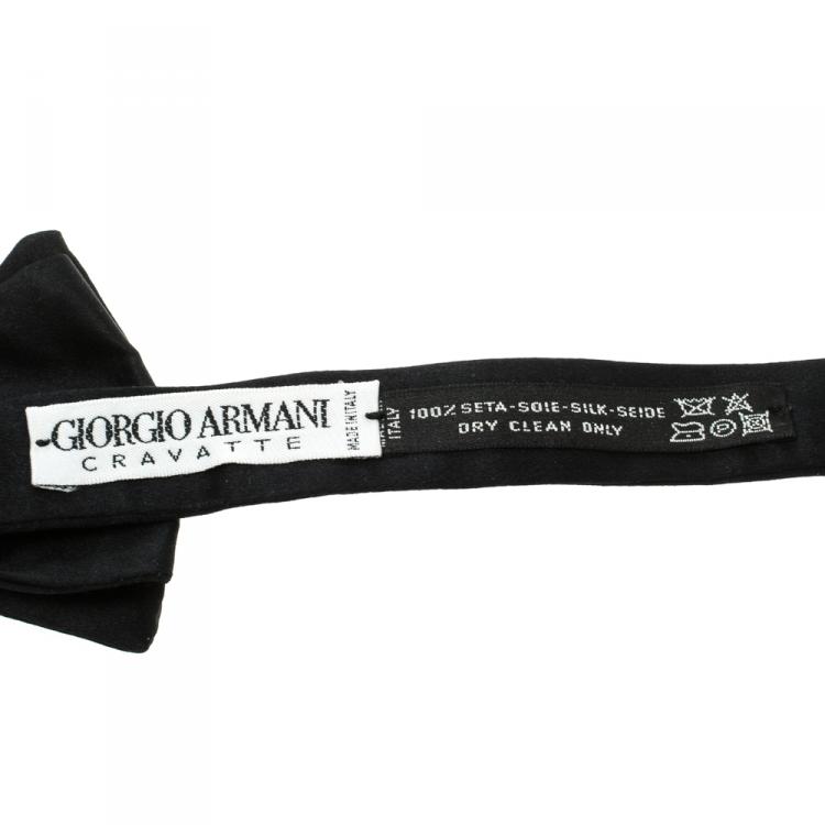 Pre Owned Giorgio Armani Black Silk Classic Bow Tie